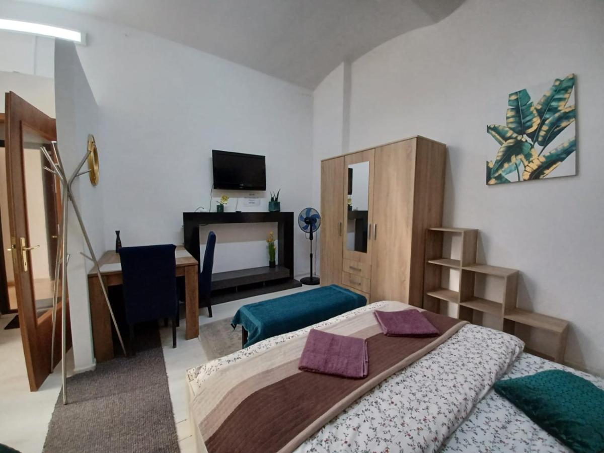 Apartmán Studio Republicii Brašov Exteriér fotografie